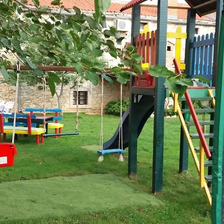 Authentic Istrian For Unforgettable فودنيان